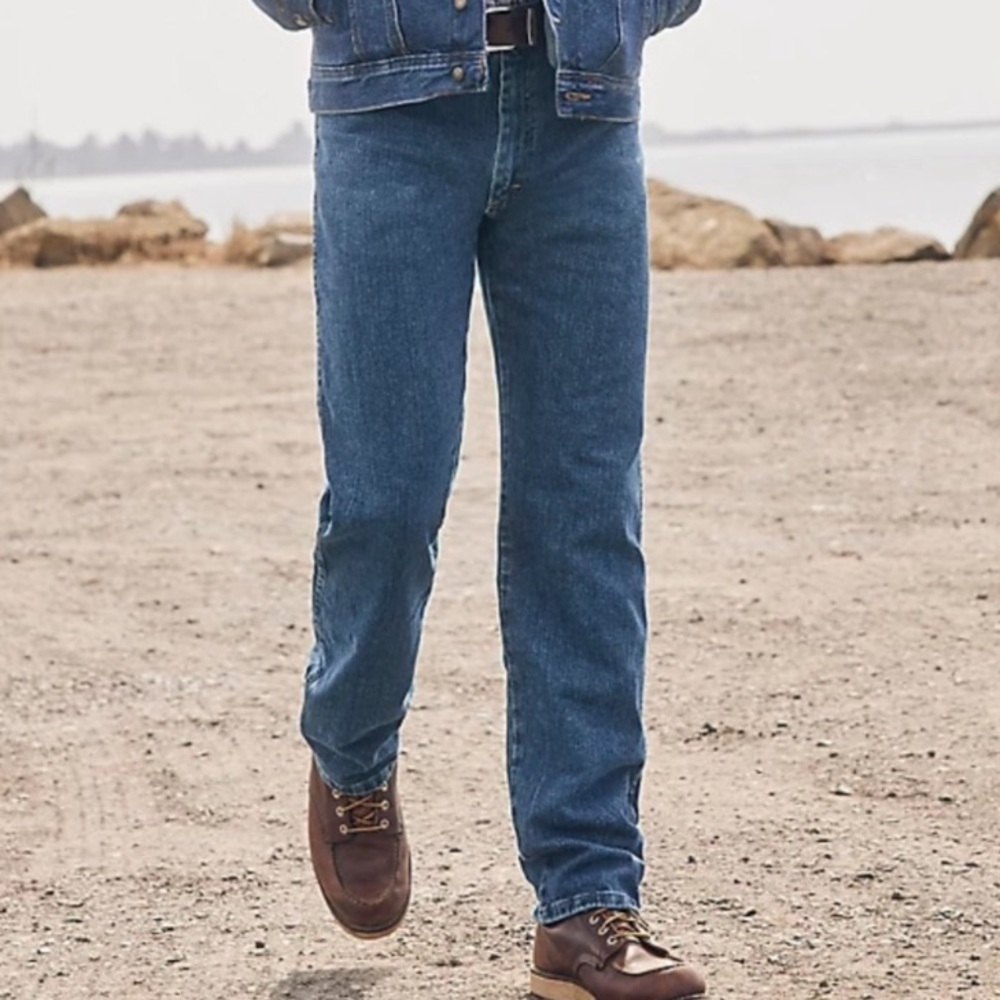 Wrangler Rugged Wear Jeans Size 38x30
